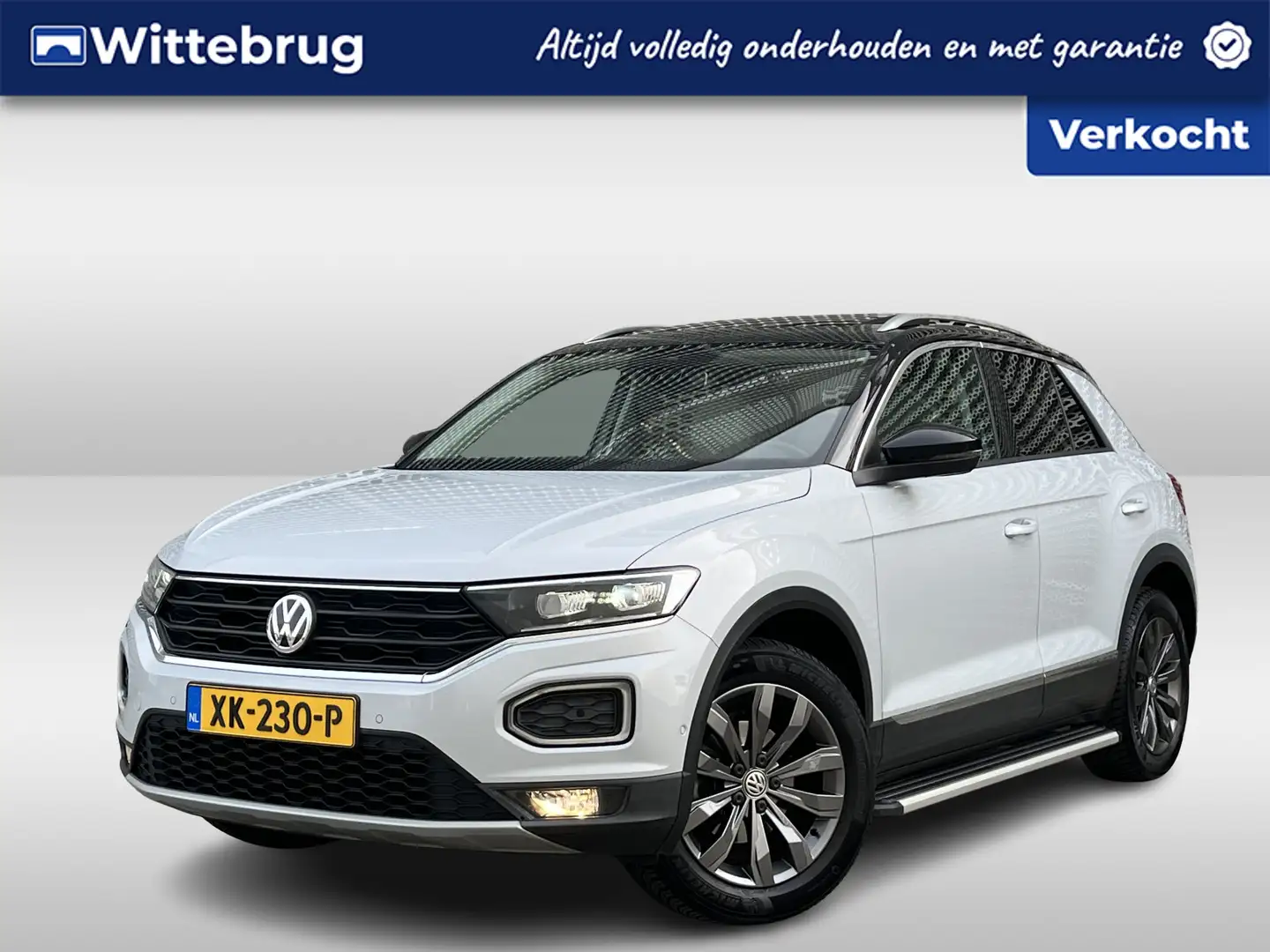 Volkswagen T-Roc 1.5 TSI Sport / Digitaal dashboard / Pano / Leder Wit - 1