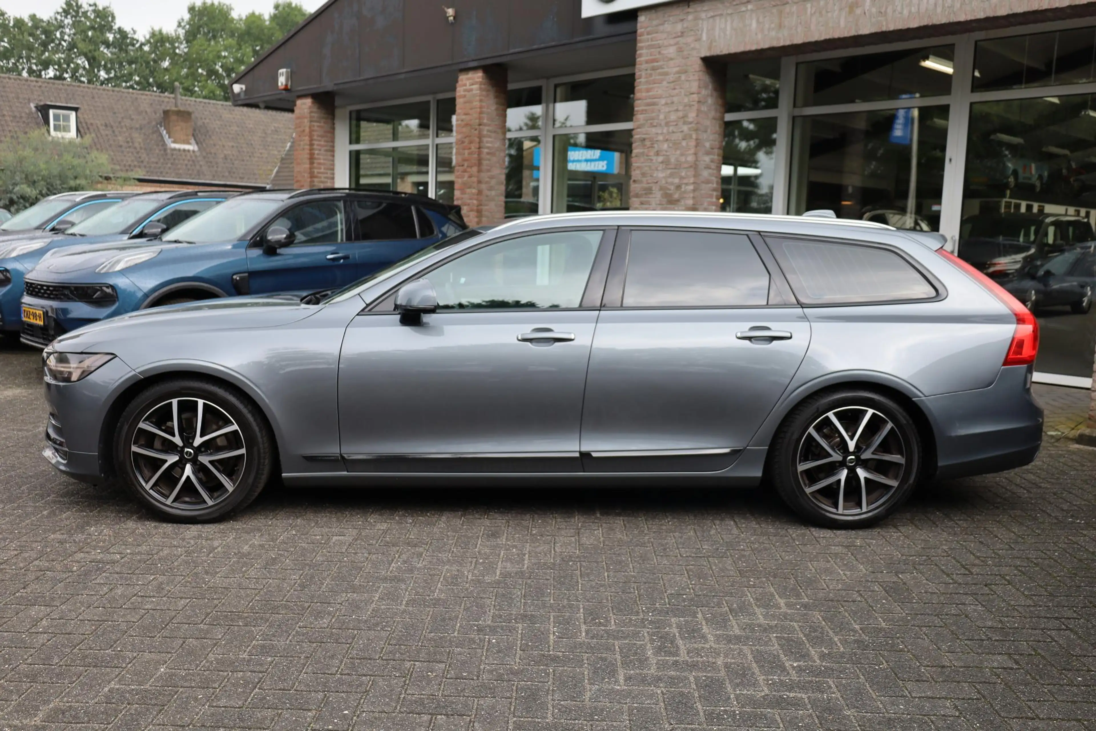 Volvo V90 2.0 D3 R-Design TREKHAAK-INKLAPB. ALCANTARA MEMORY — photo 4
