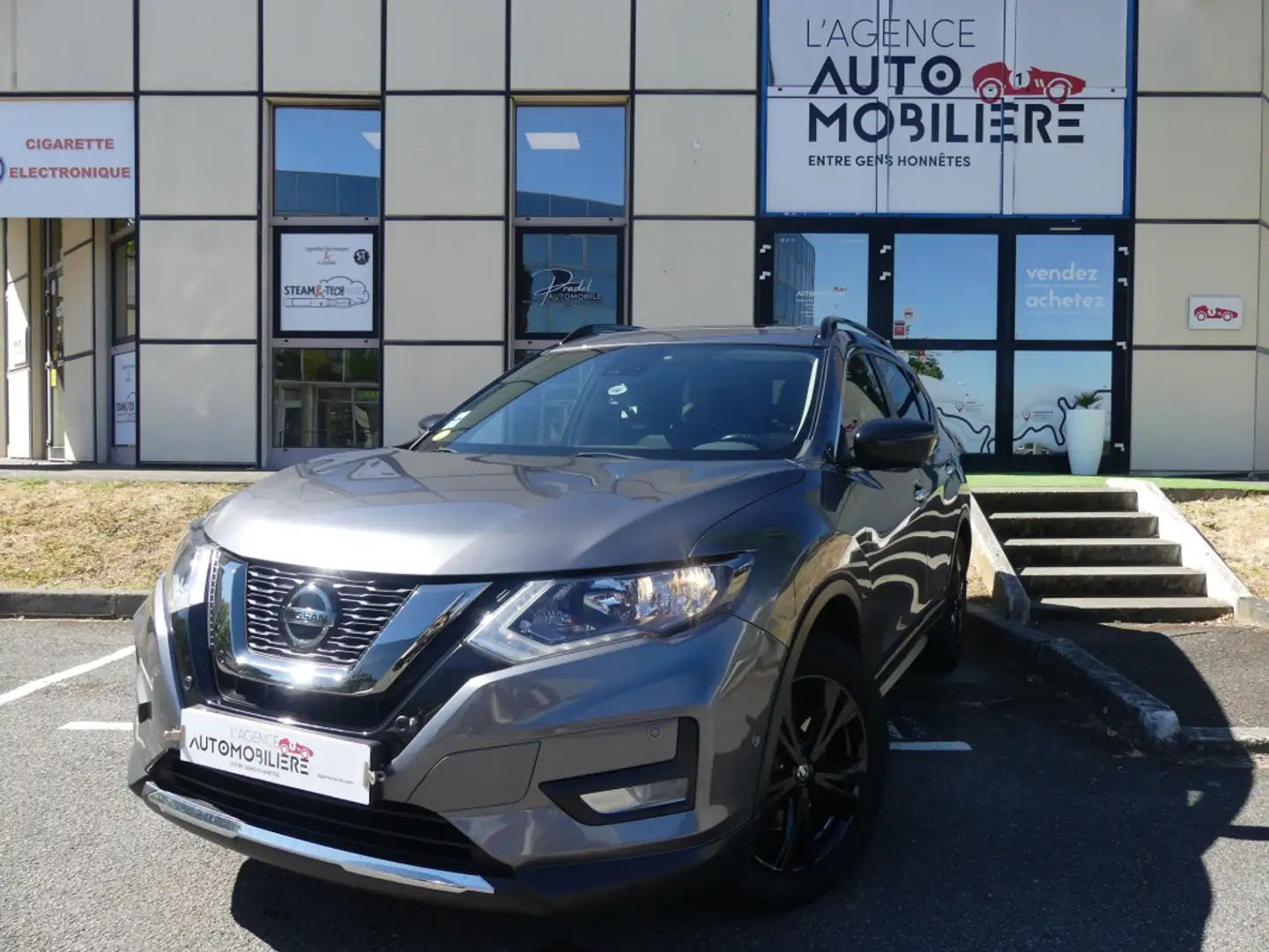 Nissan X-Trail X Trail DCI 150 ch N-TEC Gris - 1