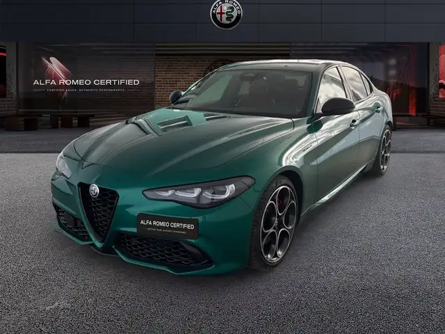Alfa Romeo Giulia 2.2 TD 160cv Veloce AT8