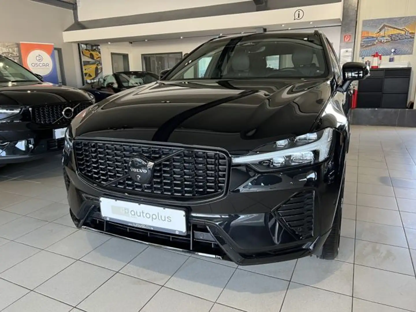 Volvo XC60 T8 Ultra Black Edition Recharge AWD Massage Schwarz - 2
