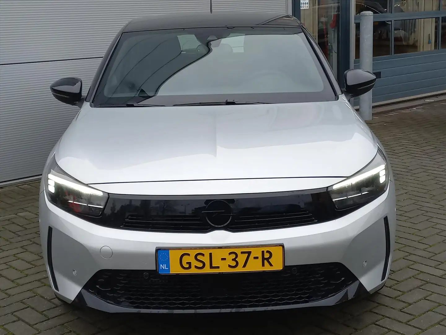 Opel Corsa 1.2T 100pk GS | Climate control | Navigatie by app Grijs - 2