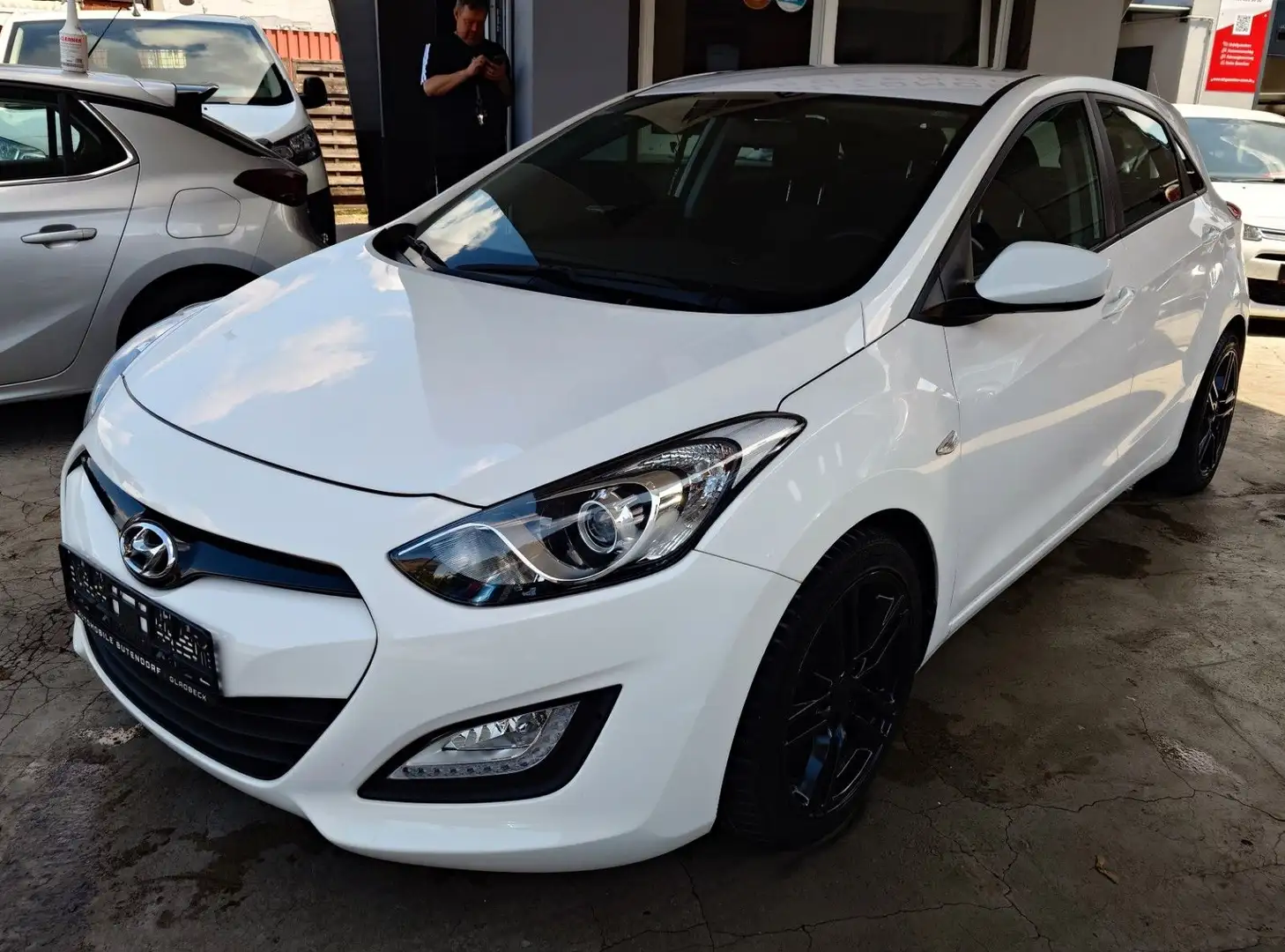 Hyundai i30 Classic 1.4i KLIMA/PDC/SHZ/TEMPOMAT/80TKM Blanco - 1
