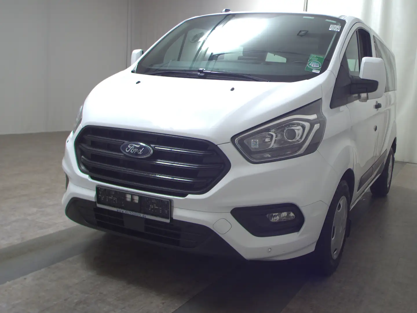 Ford Transit Custom 2.0 TDCi Trend 8-Sitze Navi PDC Blanc - 2