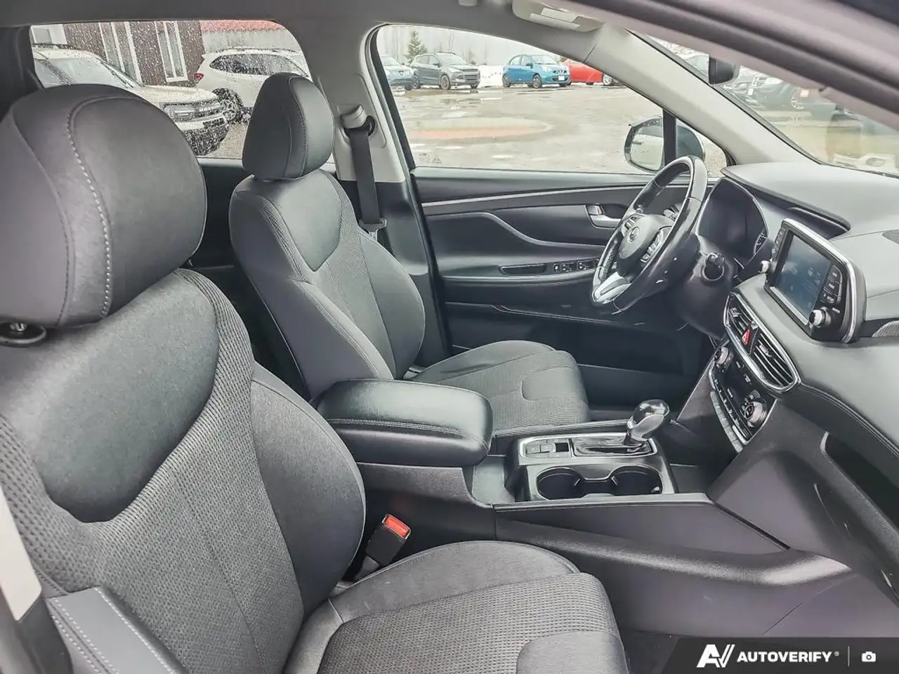 Hyundai SANTA FE снимка Hyundai SANTA FE