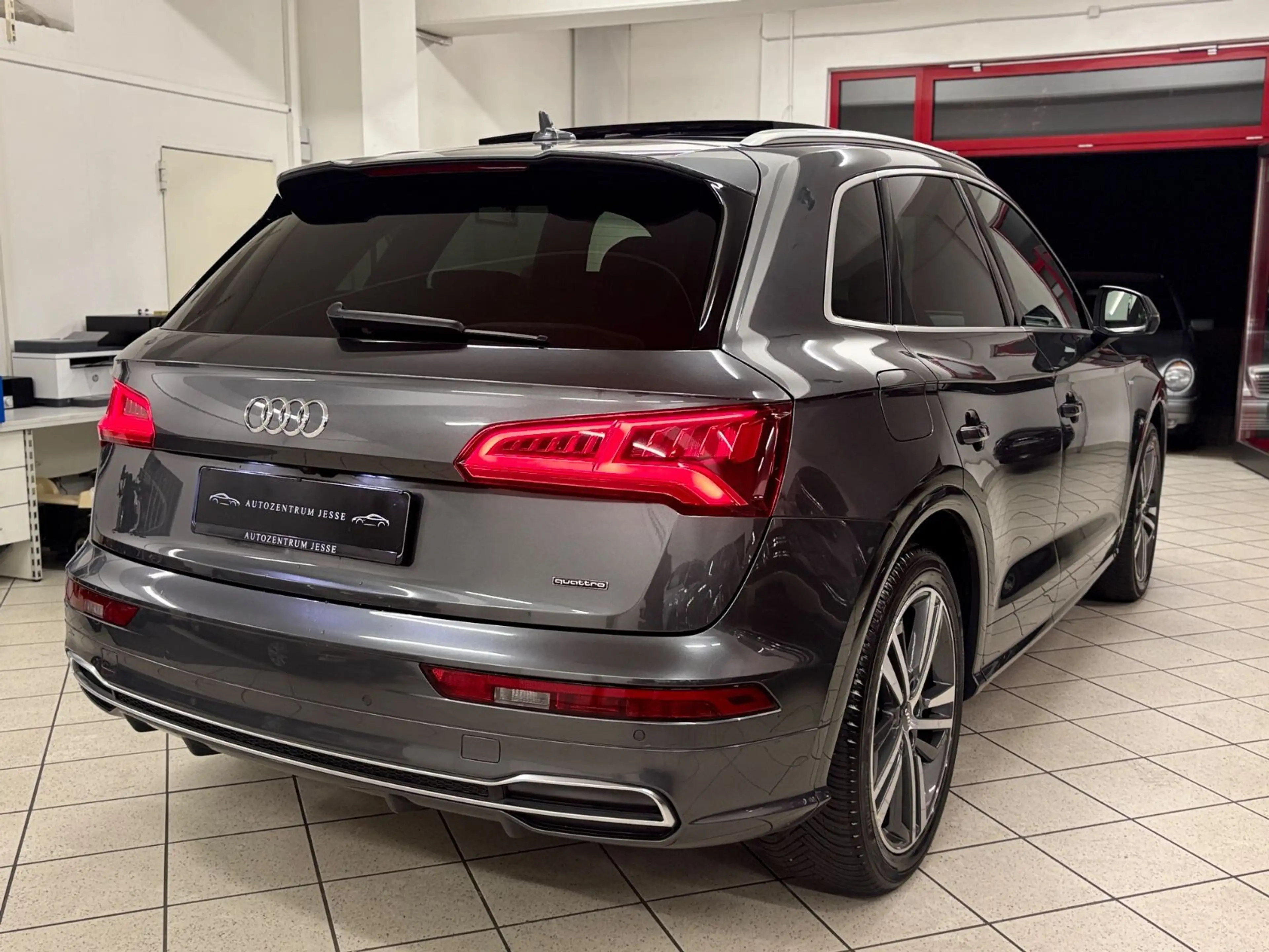 Audi Q5 50 TDI quattro sport *LED*Luft*20Zoll*S-Line* — photo 8