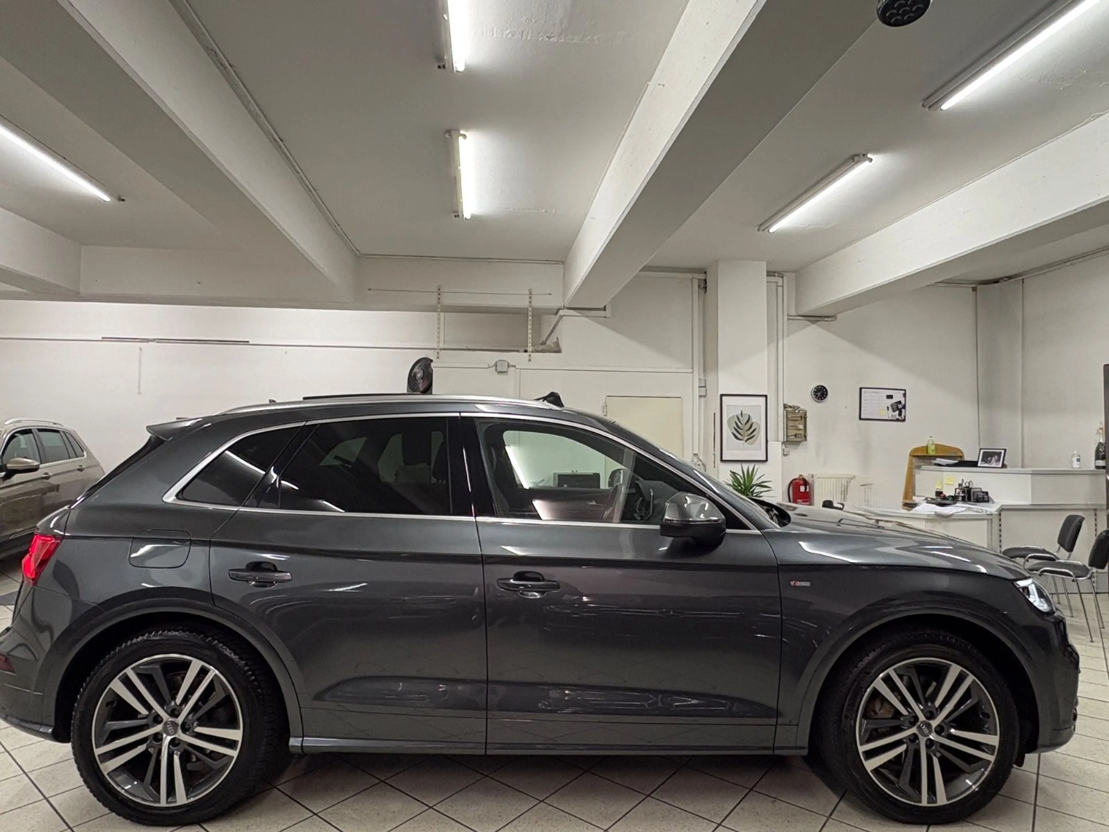 Audi Q5 50 TDI quattro sport *LED*Luft*20Zoll*S-Line* — photo 9