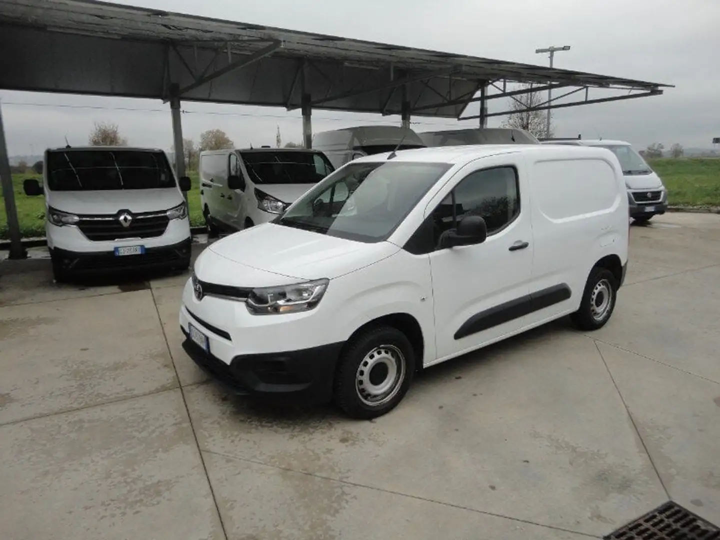 Toyota Proace City Proace City 1.5D 100 CV S&S PC 4p. Active Blanc - 2