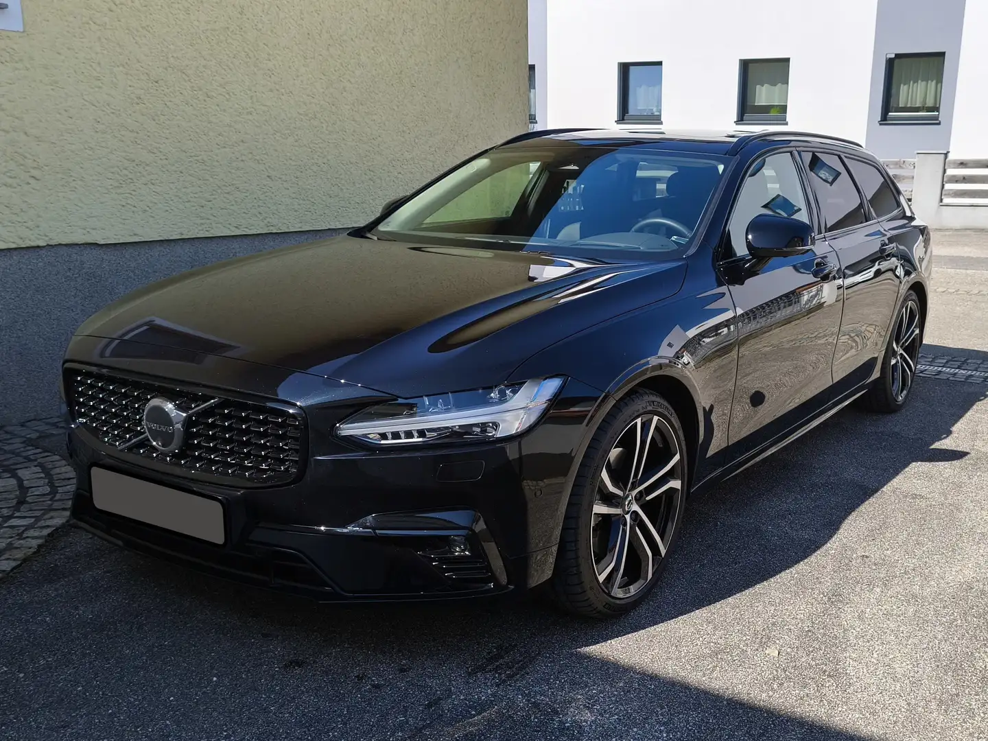 Volvo V90 V90 B4 Ultimate Dark Geartronic PANO HuD Leder - 1