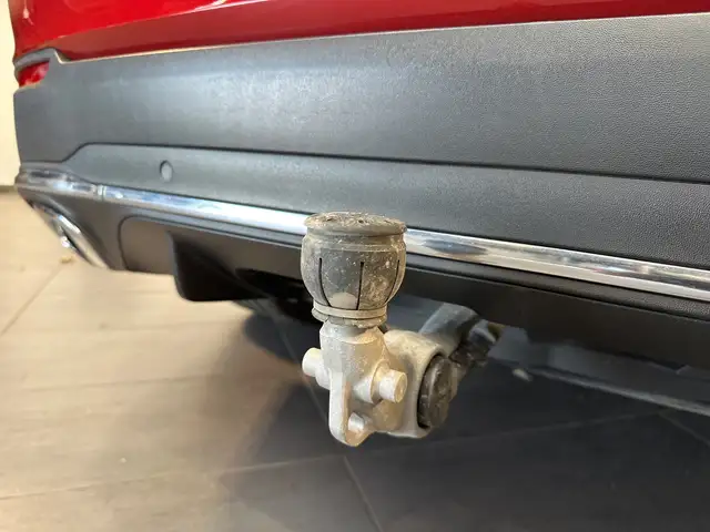 Mercedes-Benz 300 view 8