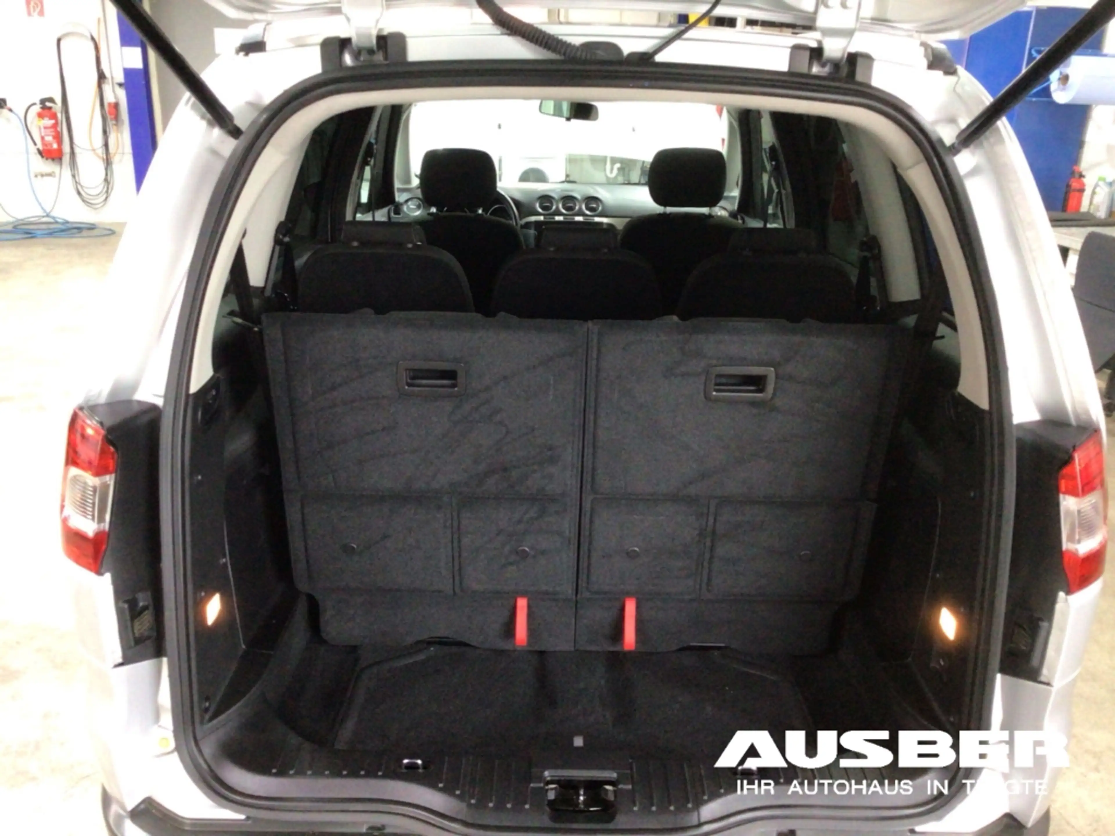 Ford Galaxy Trend 7 Sitze erst 65.359km 1. Hand — photo 13