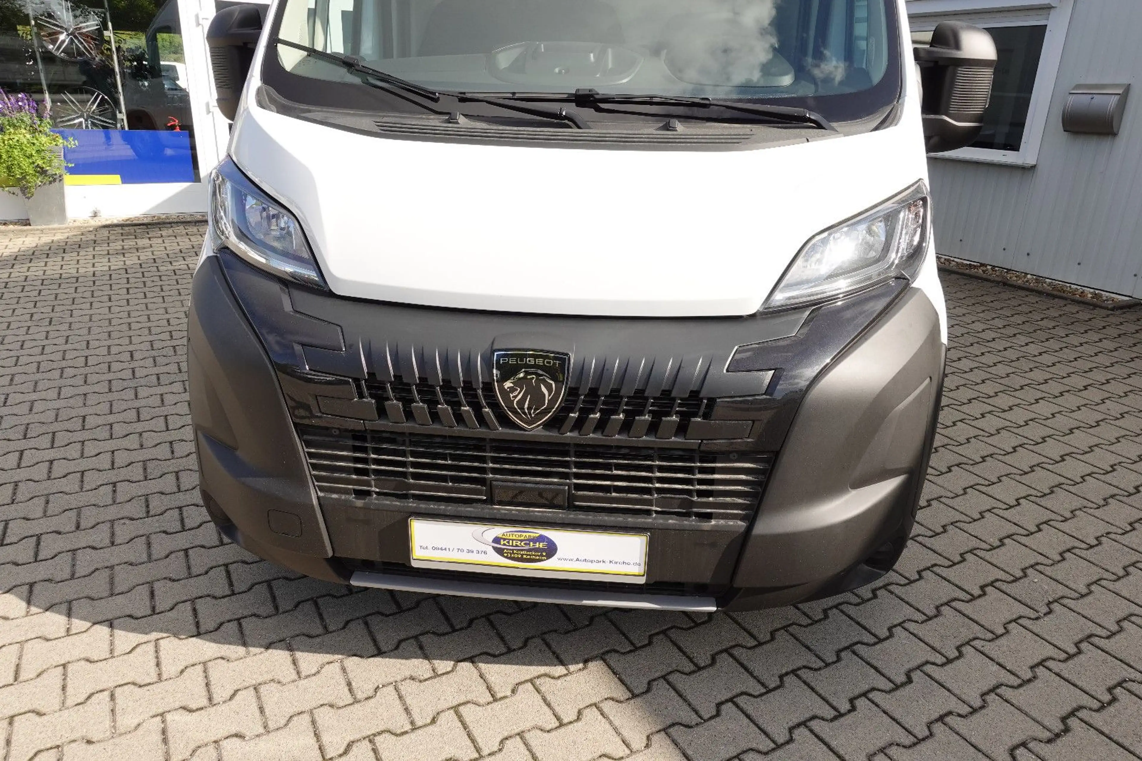 Peugeot Boxer Kasten 335 L3H2 BlueHDi 140 2 Schiebetüren — photo 9