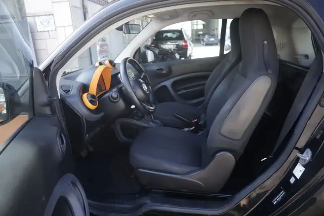 Smart Fortwo view 12