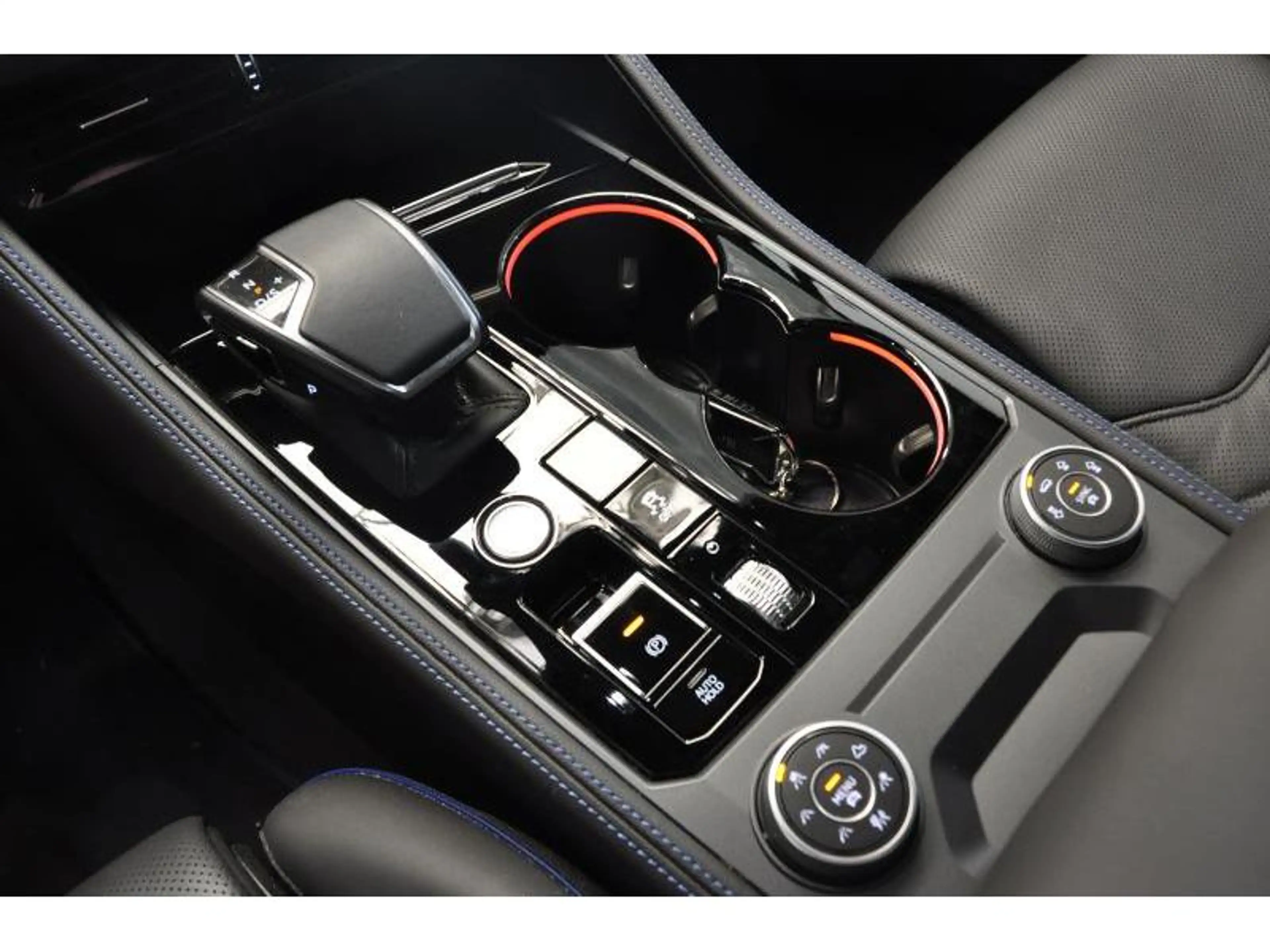 Volkswagen Touareg Full R Hybride 462pk-Pano-Matrix-360°Camera-leder — photo 10