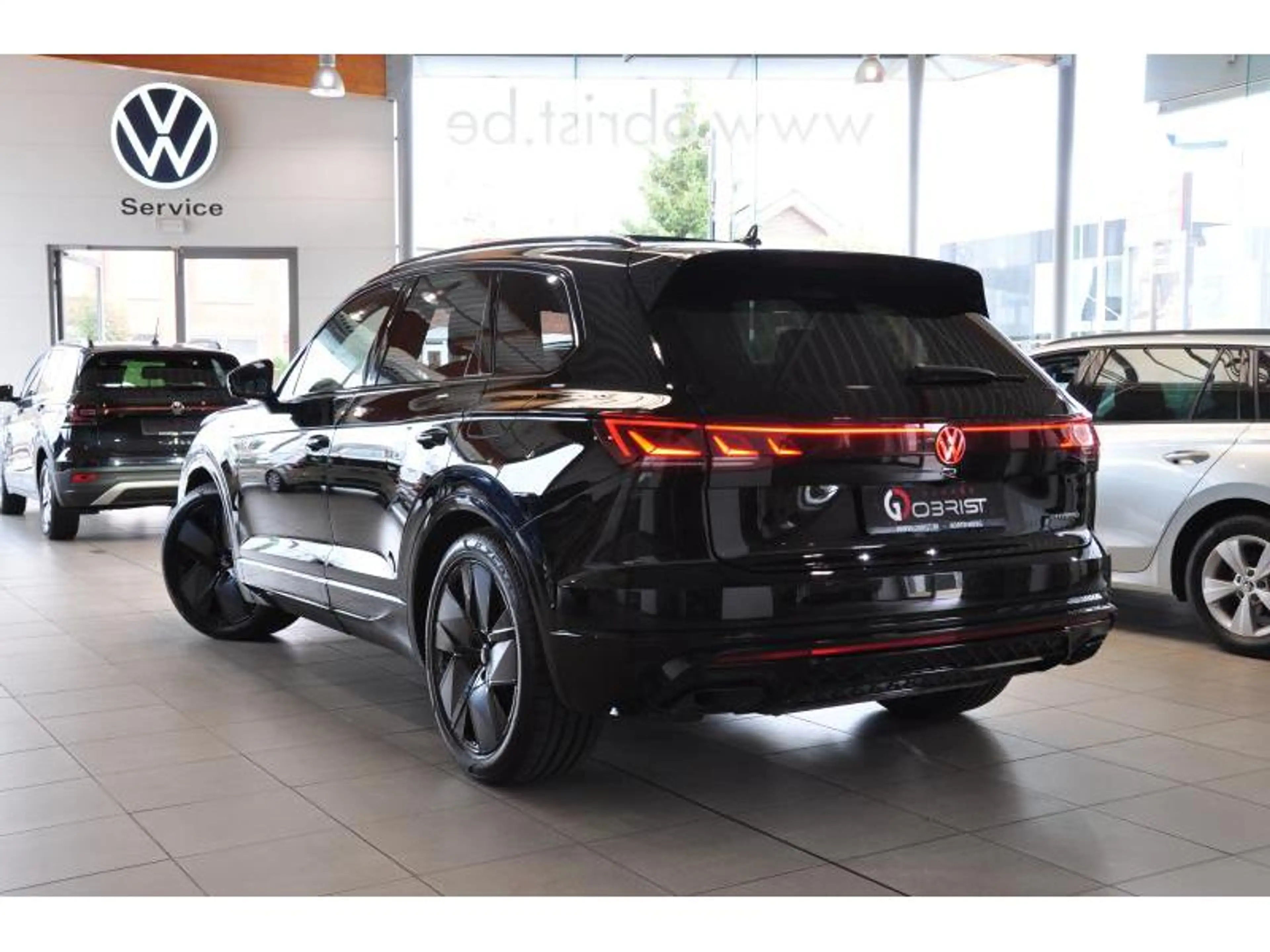 Volkswagen Touareg Full R Hybride 462pk-Pano-Matrix-360°Camera-leder — photo 3