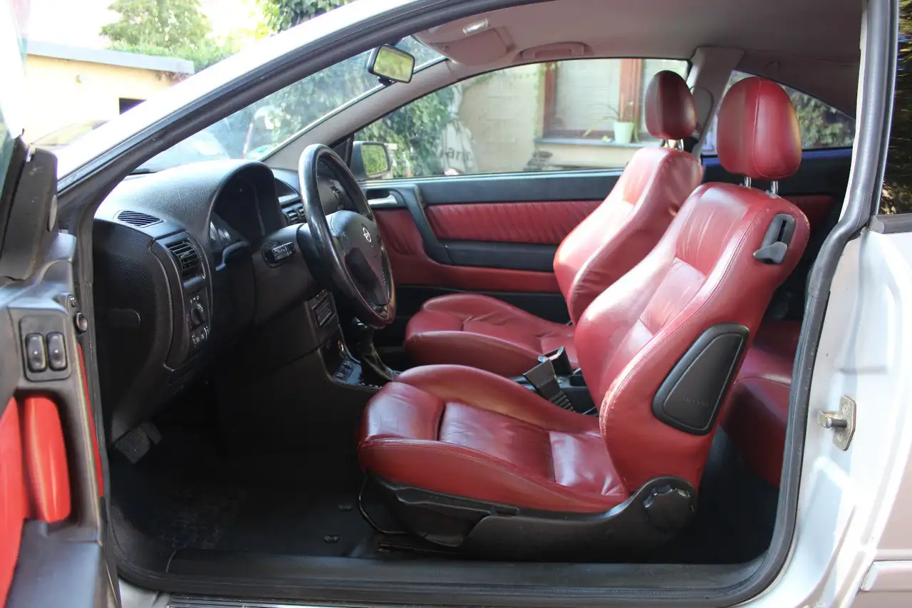 Opel Astra Coupé 2.2 16V*TÜV NEU*Bertone*, foto 10