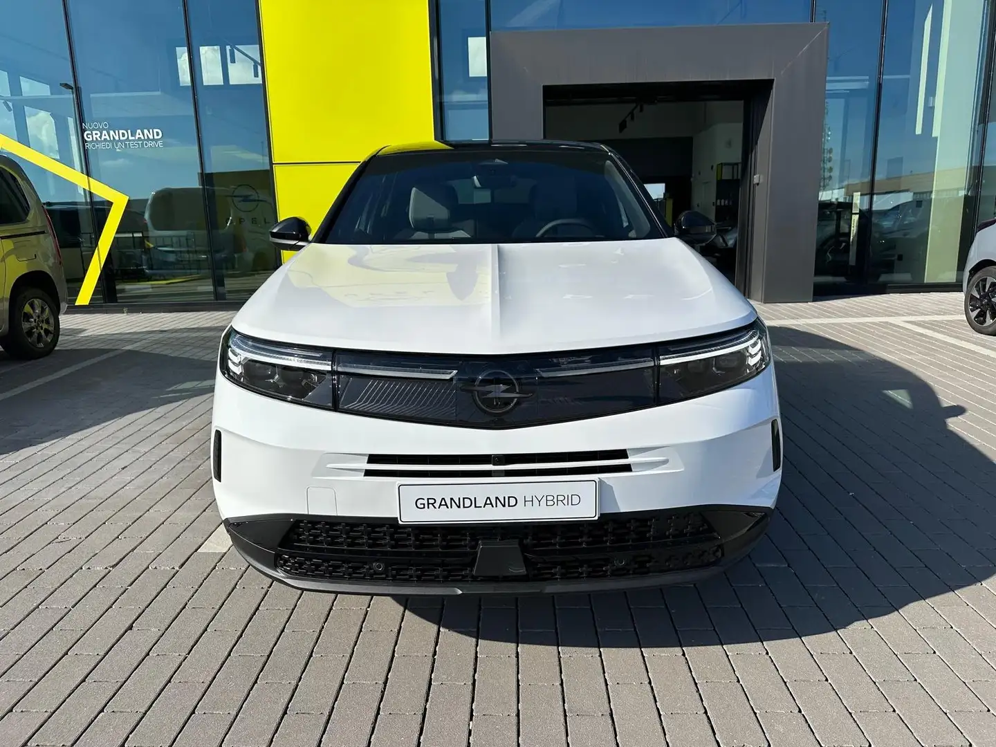 Opel Grandland GS 136CV EDCT Bianco - 2
