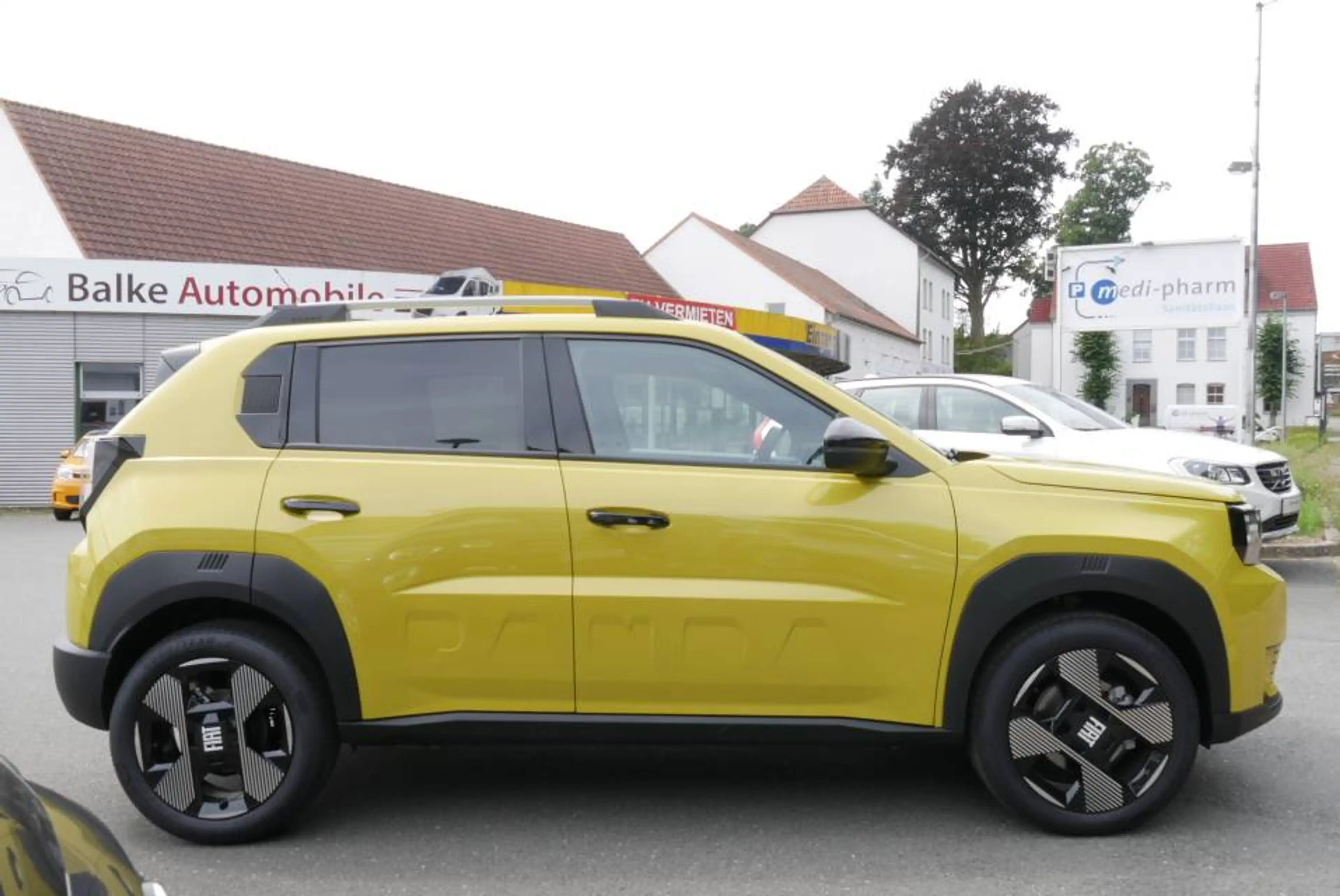 Fiat Grande Panda Hybrid la Prima Winterpaket (VOLL!) — photo 4