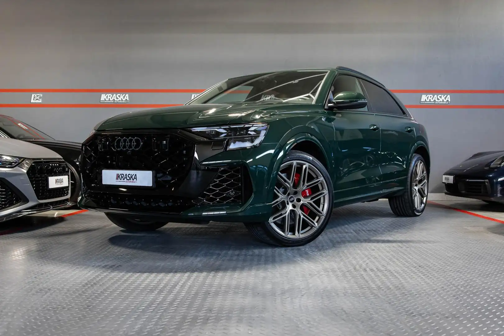 Audi RS Q8 RSQ8 4.0 TFSI quattro AHK B&O PANO STHZ RS-AGA Groen - 1