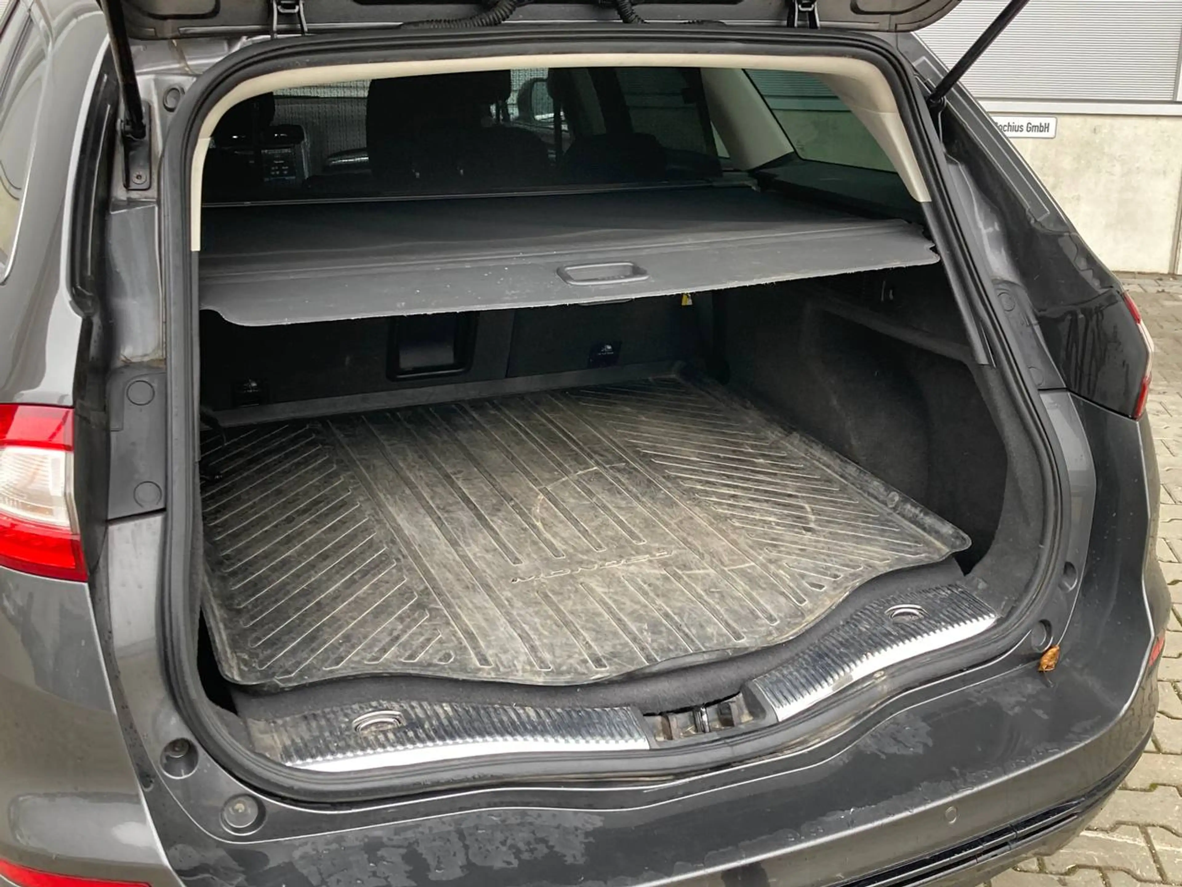 Ford Mondeo Mondeo Turnier 2.0 TDCi Titanium SYNC — photo 15