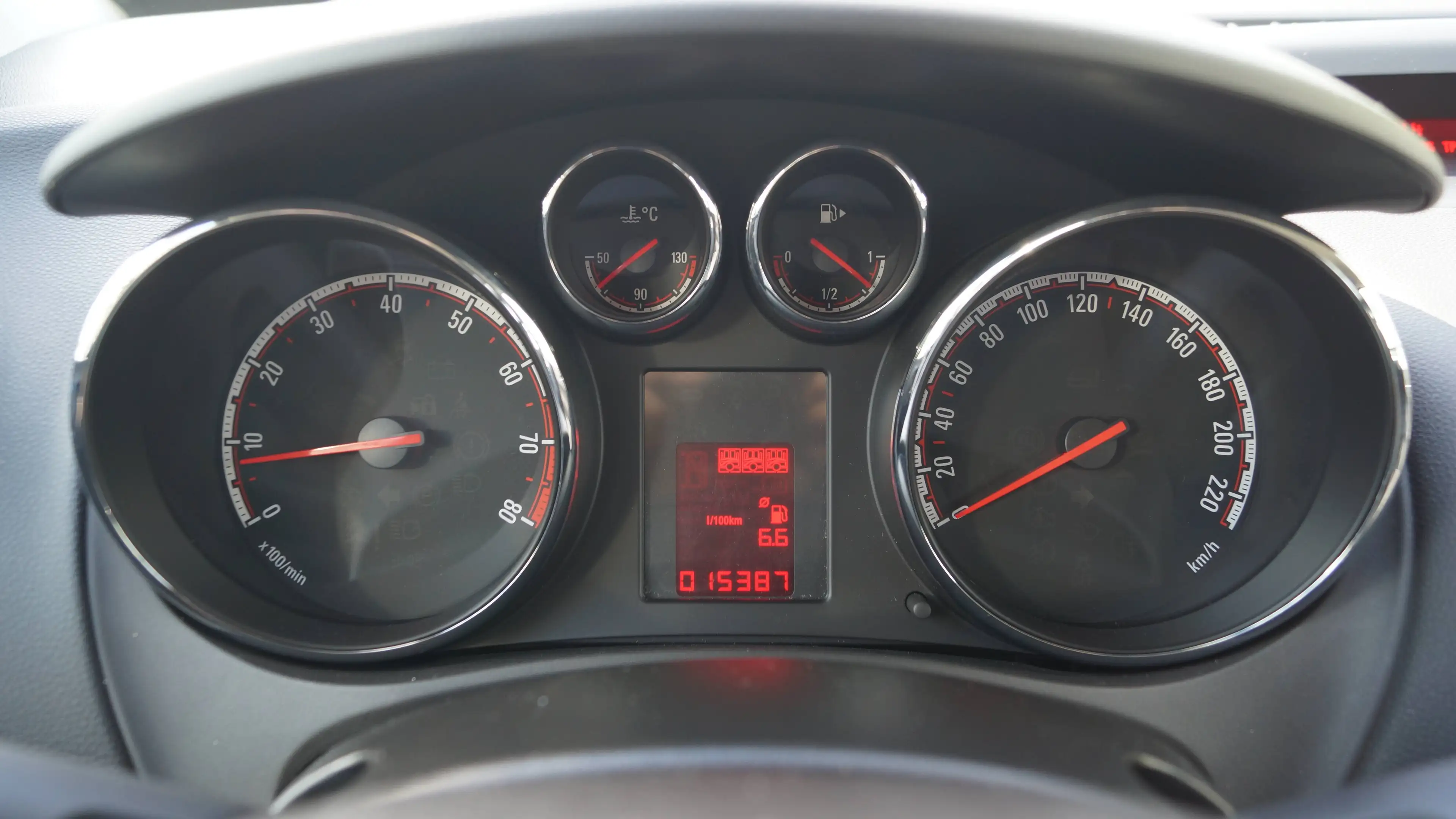 Opel Meriva 1.4L EcoTec Active ! erst 15500 km ! — photo 10