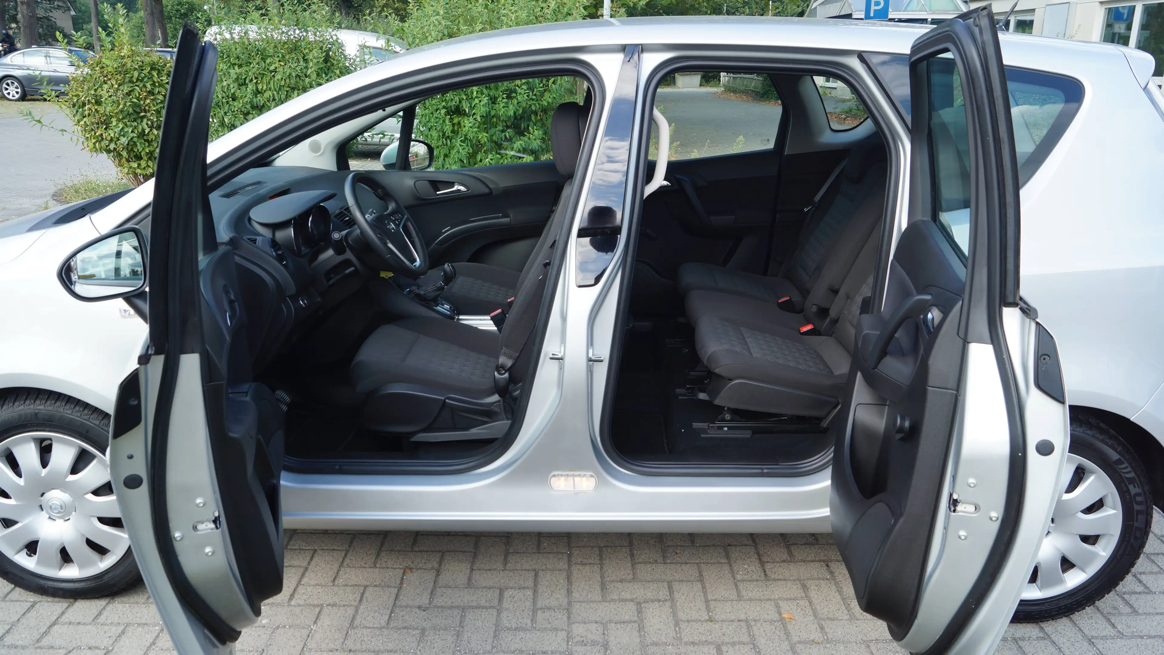 Opel Meriva 1.4L EcoTec Active ! erst 15500 km ! — photo 7