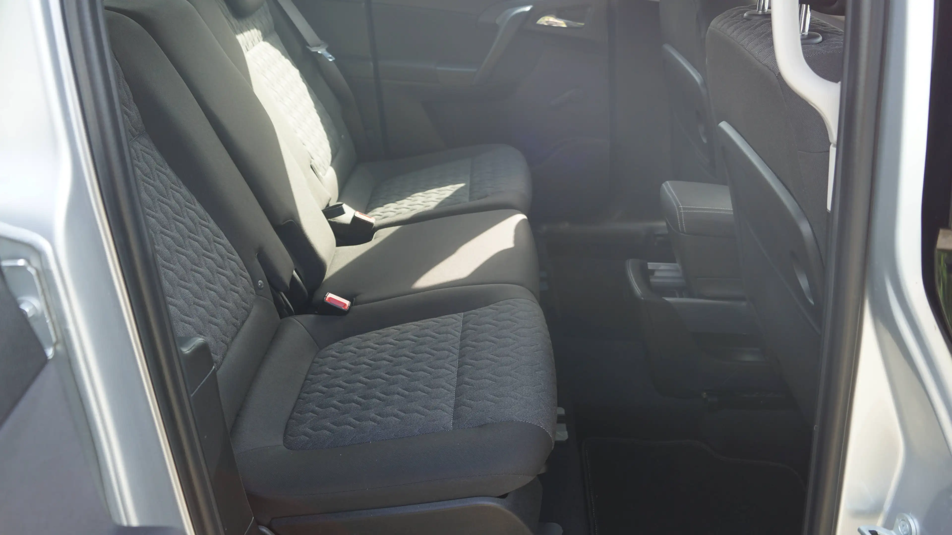 Opel Meriva 1.4L EcoTec Active ! erst 15500 km ! — photo 12