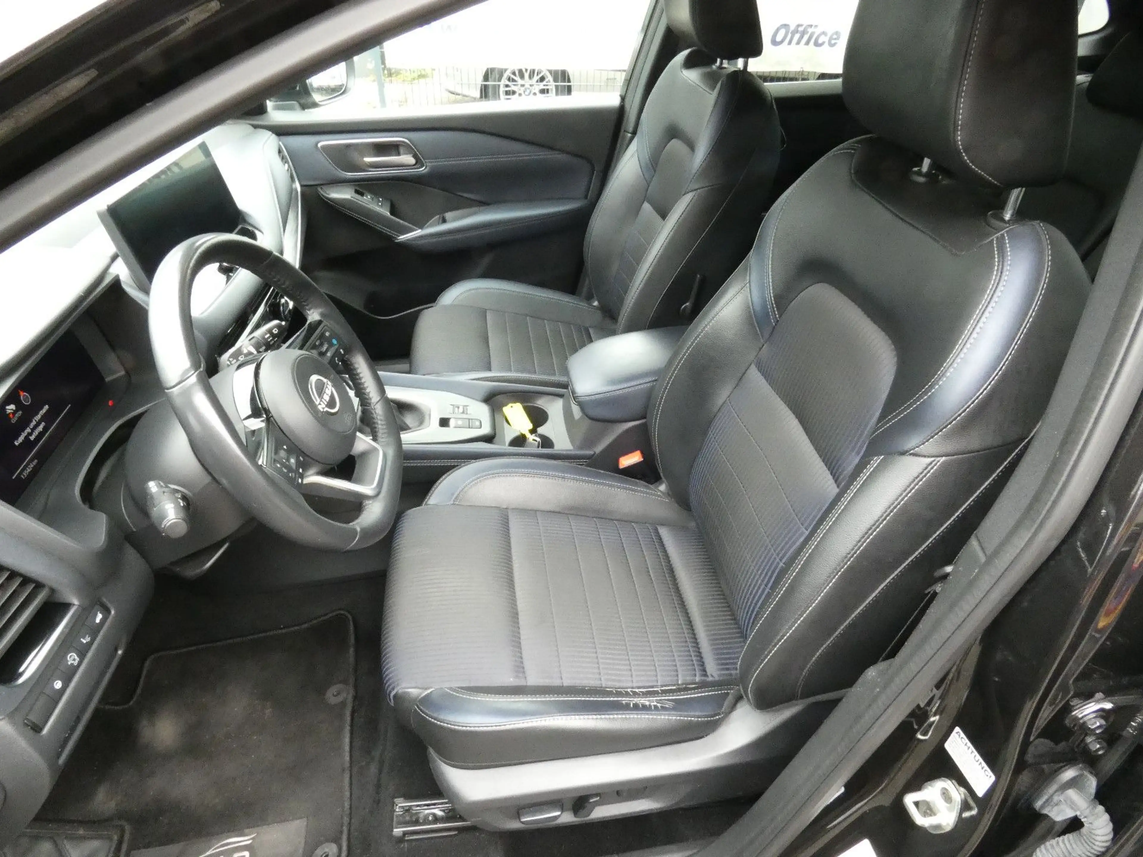 Nissan Qashqai 1.3 Tekna*Panorama*Head-up*LED*19-Zoll — photo 7