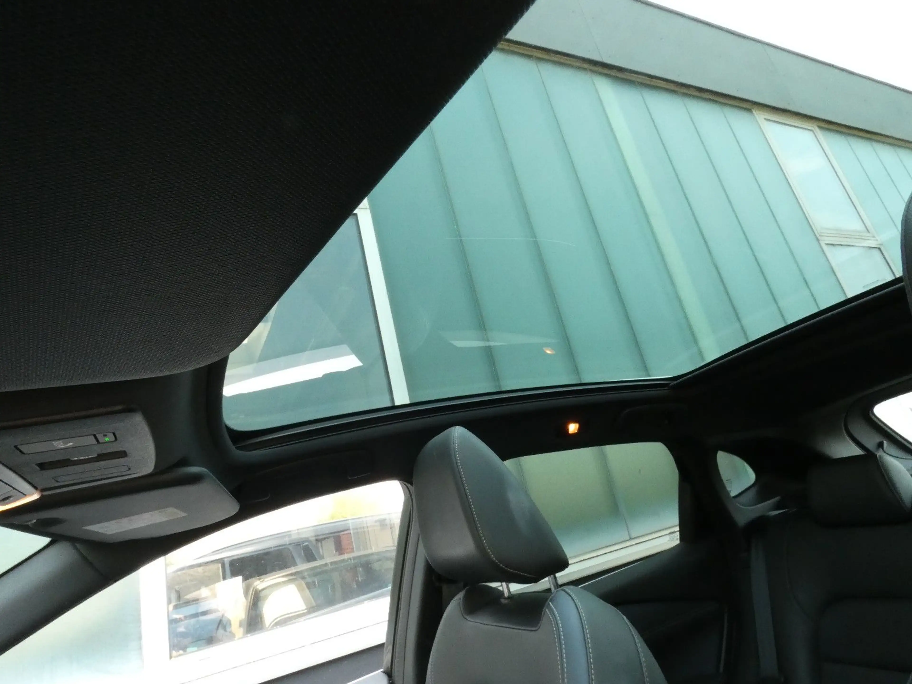 Nissan Qashqai 1.3 Tekna*Panorama*Head-up*LED*19-Zoll — photo 13