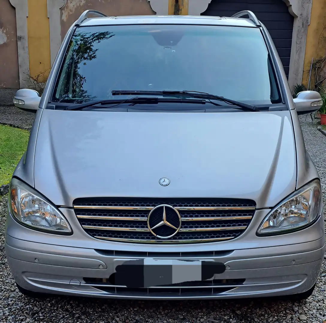 Mercedes-Benz Viano Viano 2.2 cdi Trend 4matic EL auto Argento - 1
