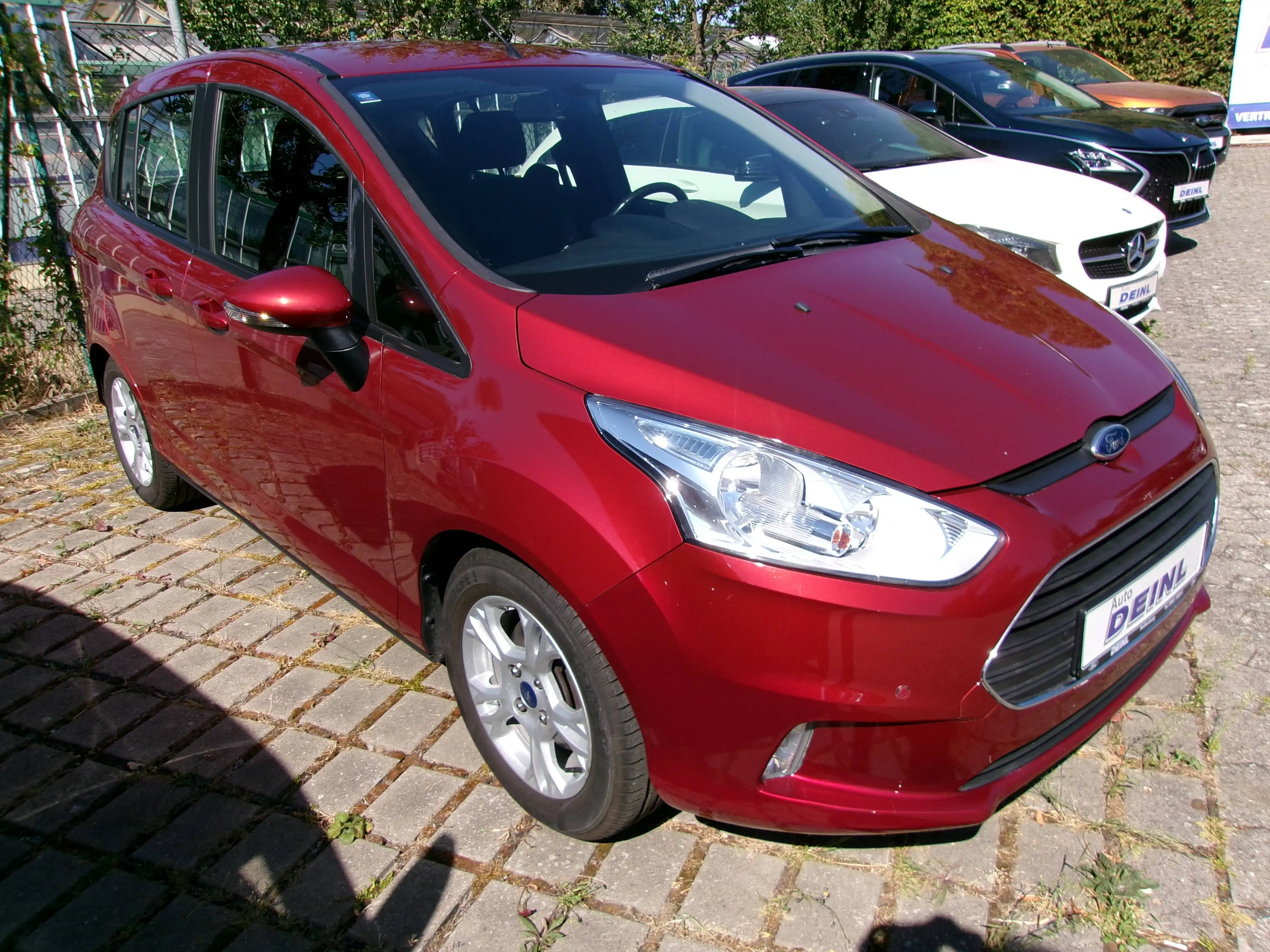 Ford B-Max Sync Edition / Anhängerkupplung