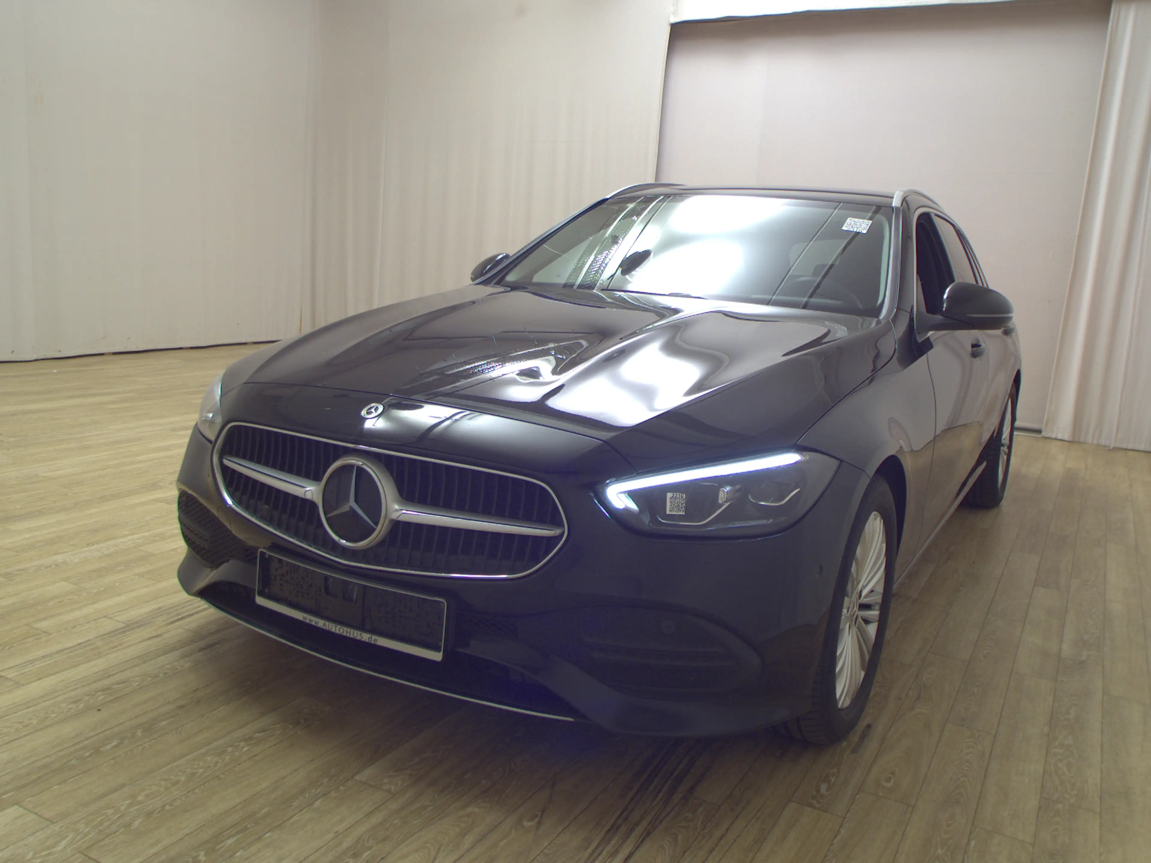 Mercedes-Benz C 220 C 220 T d Avantgarde Leder Navi LED AHK Kamera — photo 2