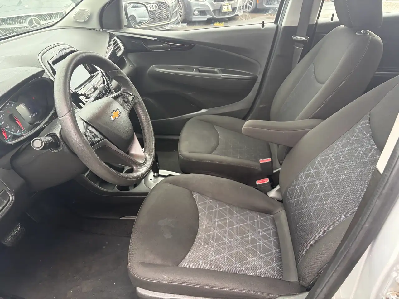 Chevrolet Spark снимка Chevrolet Spark