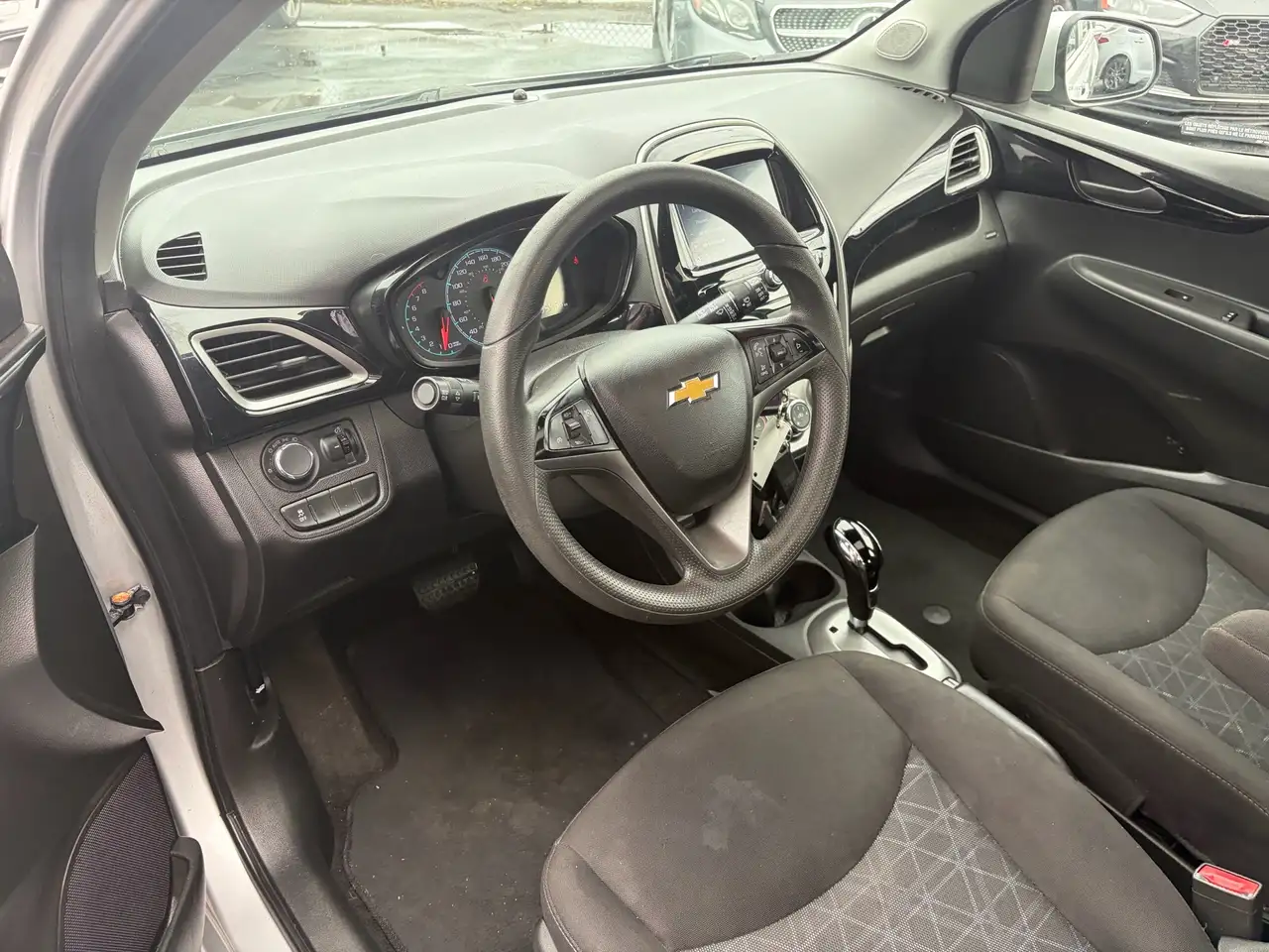 Chevrolet Spark снимка Chevrolet Spark
