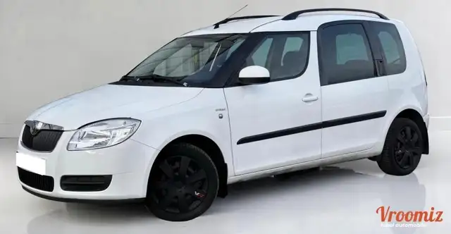 Skoda Roomster Phase II - 1.2 70ch 12V (5 cv) - BVM5 - 5 P. Blanc Active %2BPack Clim %2B2009 %2BGarantie