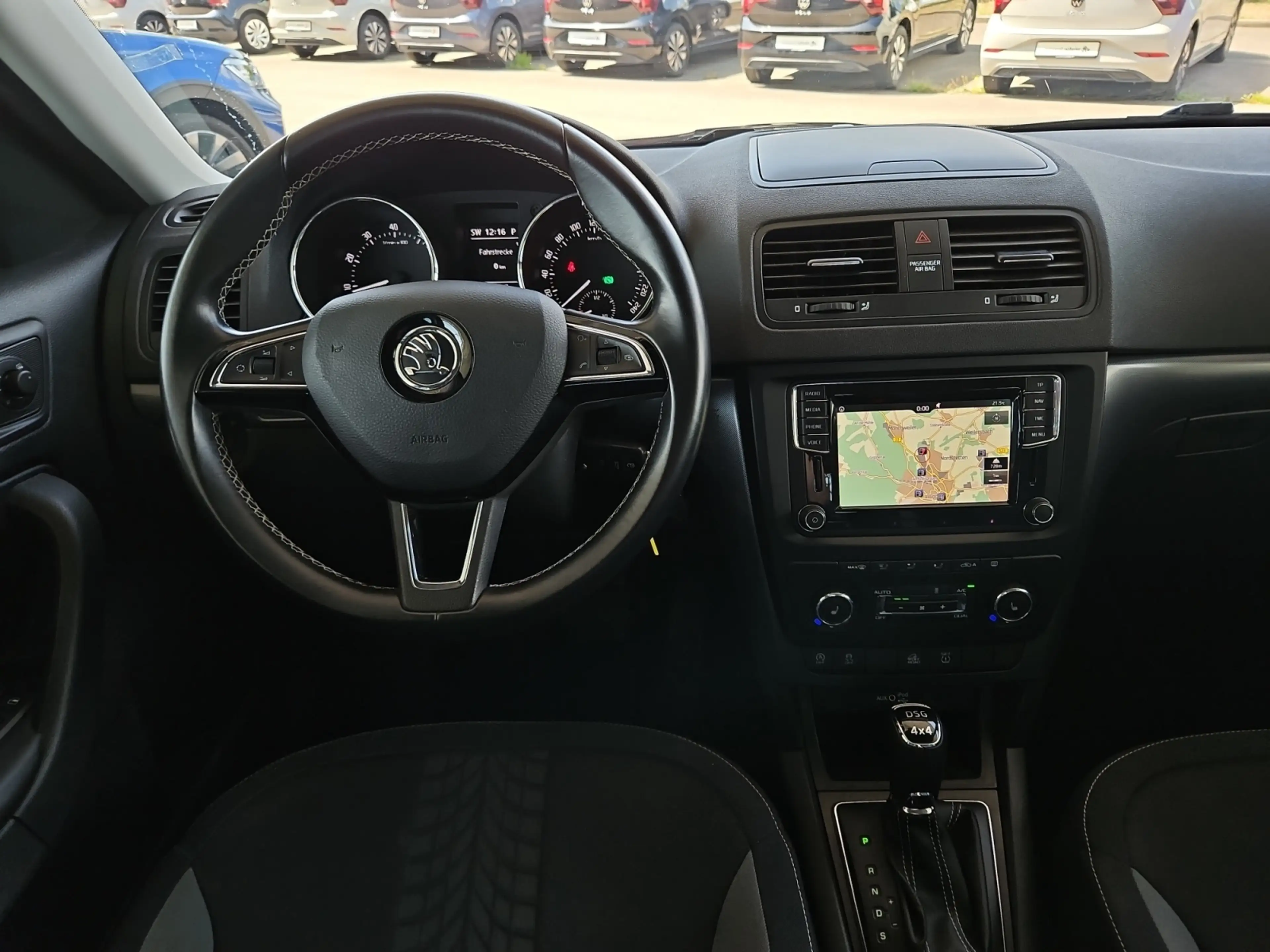 Skoda Yeti 1,4 TSI DSG Adventure 4x4 AHK Navi — photo 10