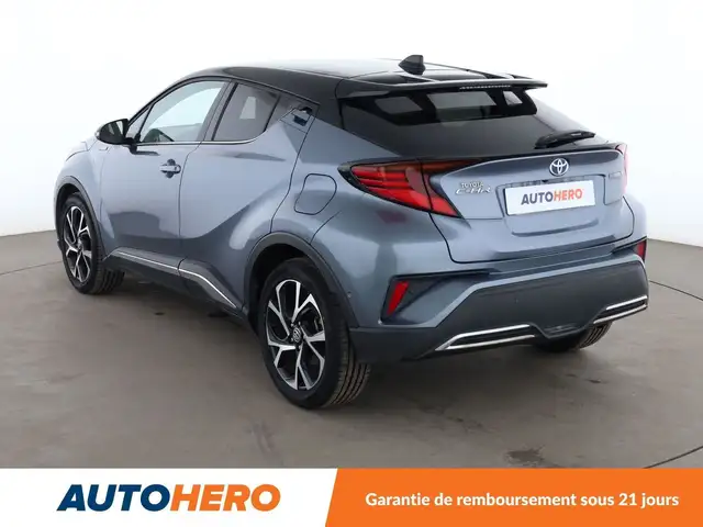 Toyota C-HR view 4