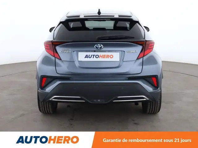 Toyota C-HR view 5