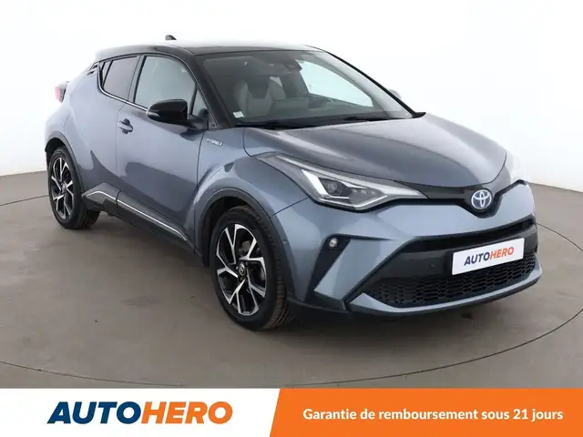Toyota C-HR view 8