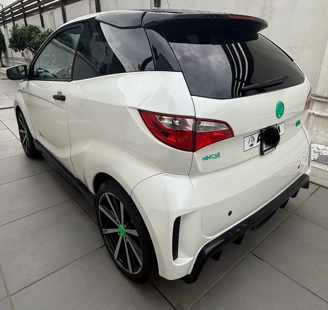 Aixam GTI E-COUPE’ GTI Bianco - 2