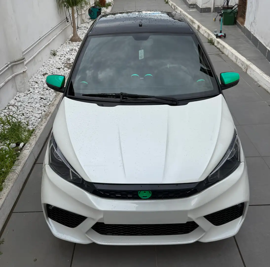 Aixam GTI E-COUPE’ GTI Bianco - 1