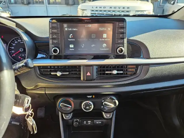 Kia Picanto view 13