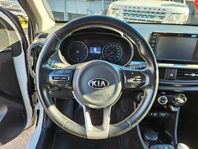 Kia Picanto view 12
