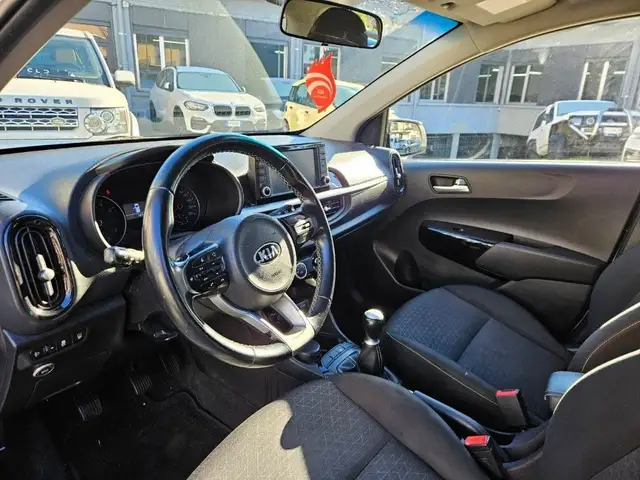 Kia Picanto view 7
