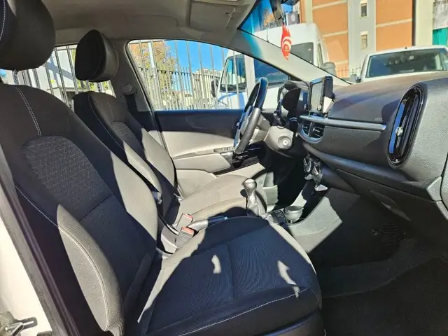 Kia Picanto view 10