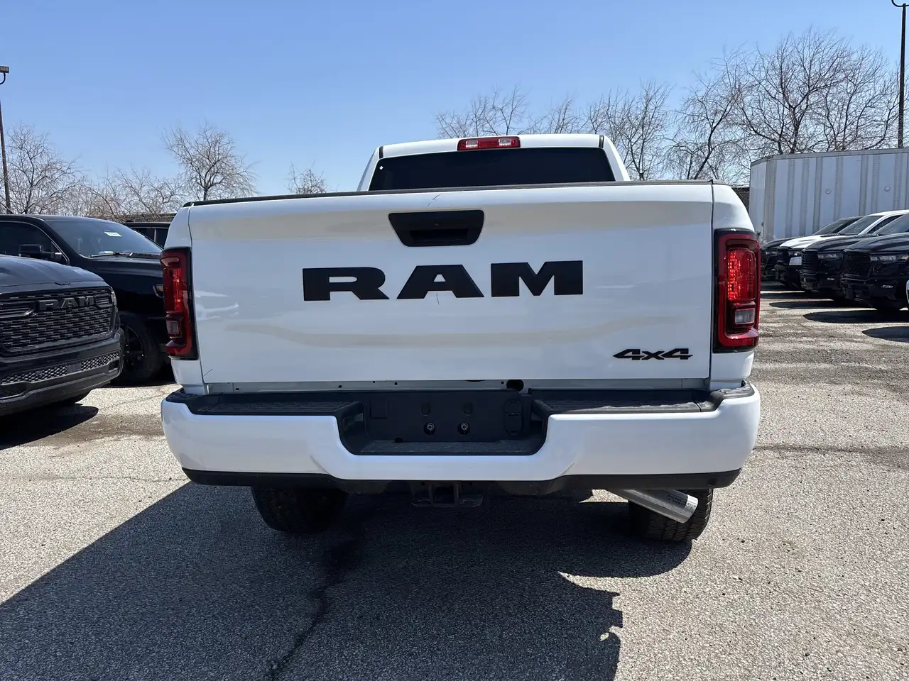 RAM 2500 снимка RAM 2500