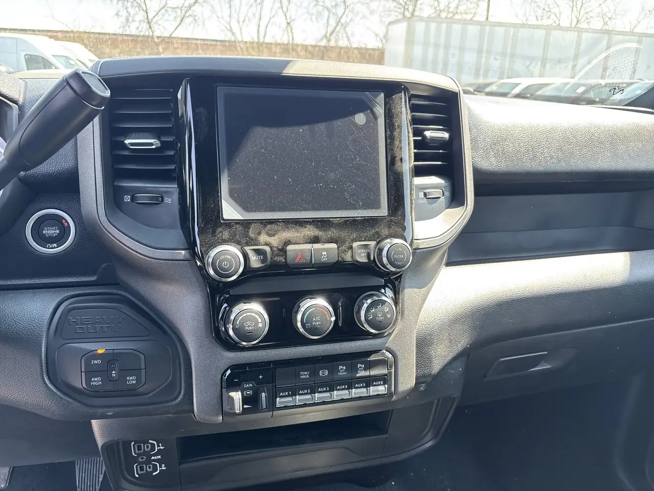 RAM 2500 снимка RAM 2500