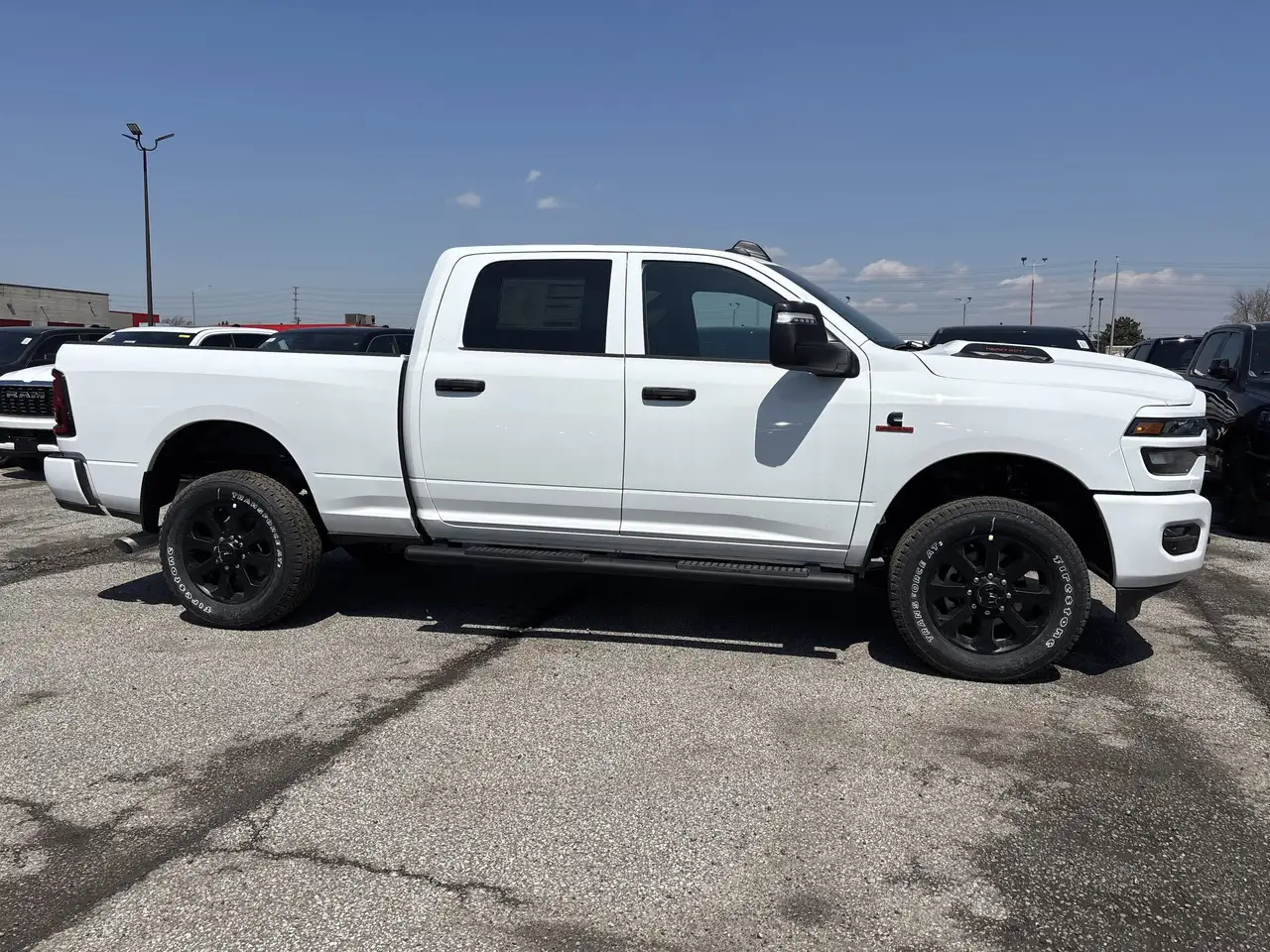 RAM 2500 снимка RAM 2500