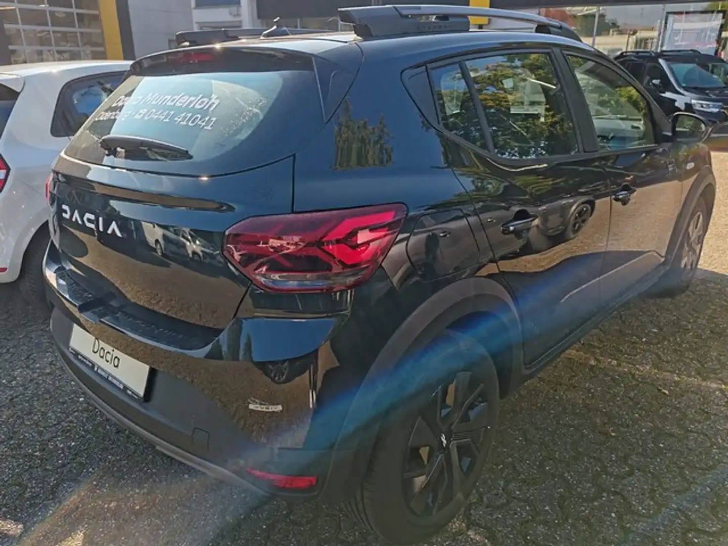 Dacia Sandero Stepway Expression Zwart - 2