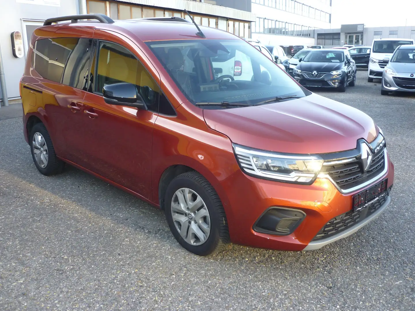 Renault Kangoo TCe 100 Equilibre Navi / Sitzheizung /Klimaautom. Braun - 2
